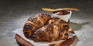 130341bodegoncroissantrellenocacaodecoradopng_Normal.jpg